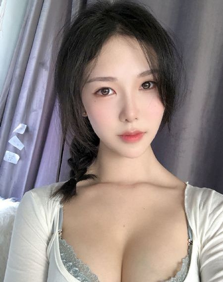 国产激情美女_1080超清免费观看