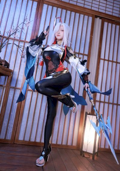亚洲色拍偷拍精品22区_HD全集免费观看