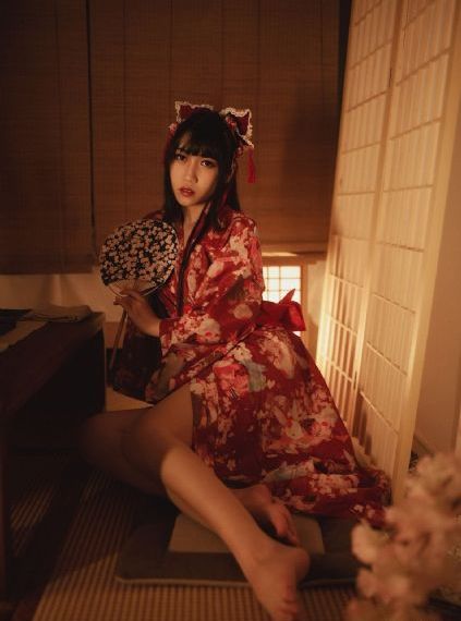 欧美处女第一次_DVD电影在线观看